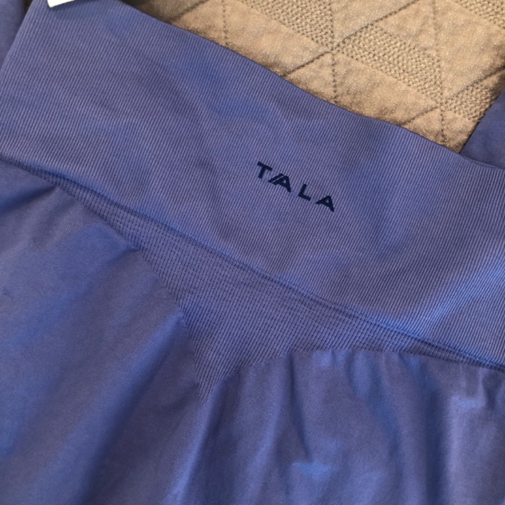 BRAND NEW TALA Zinnia Leggings - Picture 2 of 4